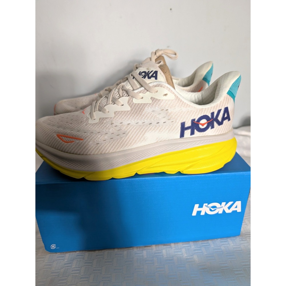 Hoka One One Clifton 9 Eggnog/Passion Fruit Knit Lace Up Running 1127895 men 10D